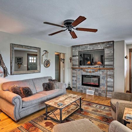 Cozy Custer Cottage W Deck: Walk To Shops Food Exterior foto